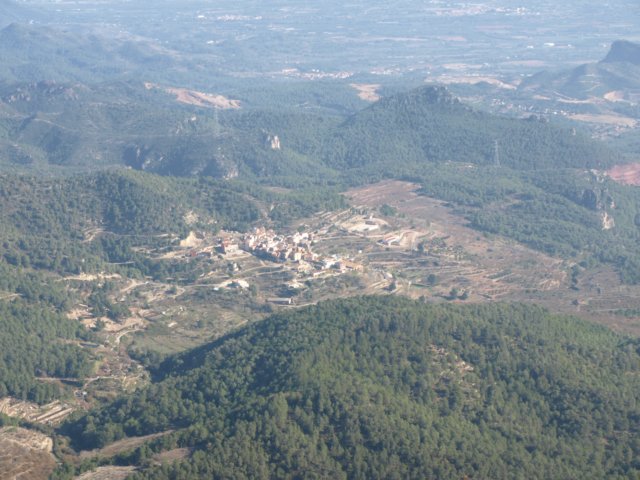 pb221775.jpg